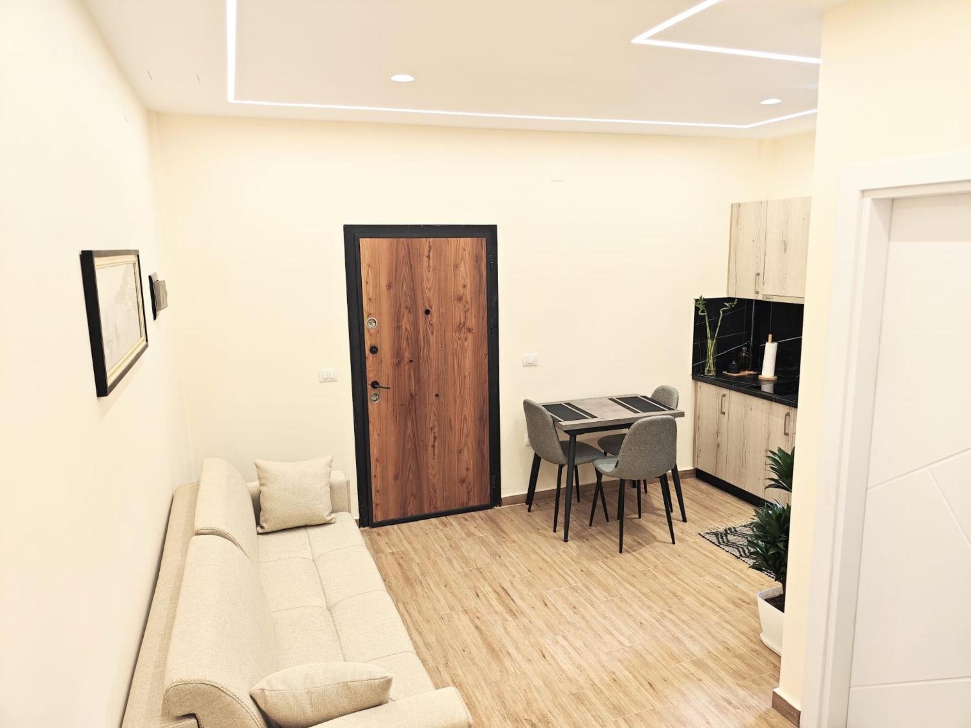 New Apartment Close To Sea And Downtown Vlore Luaran gambar